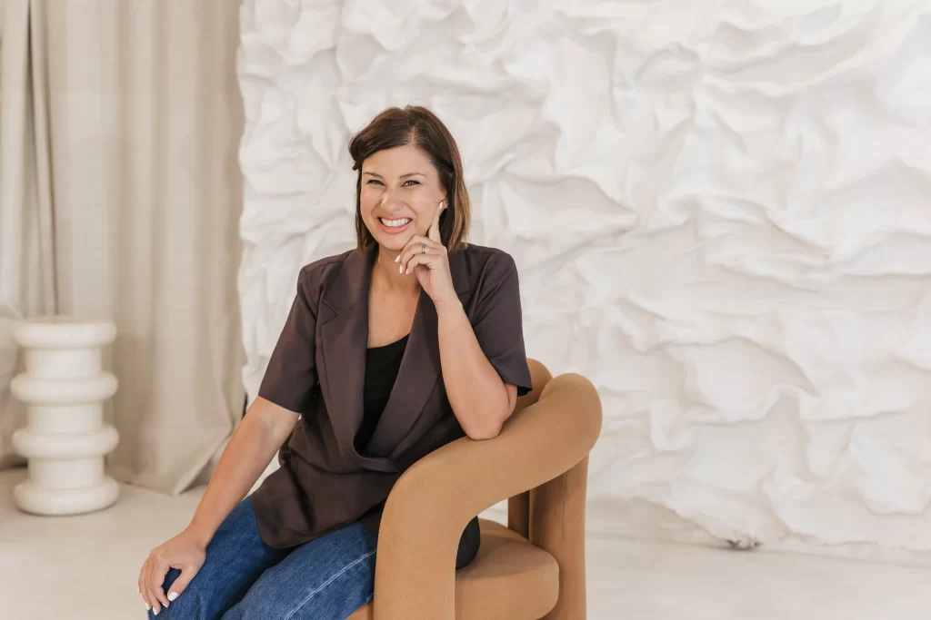 Kirsten Craven sitting